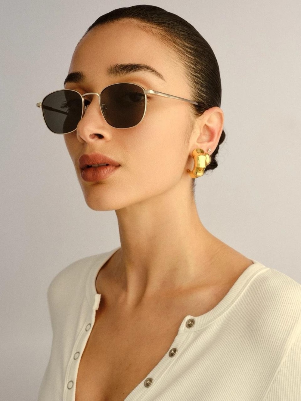 Le Specs Polarized Black Sunglasses | Tortoiseshell Arms